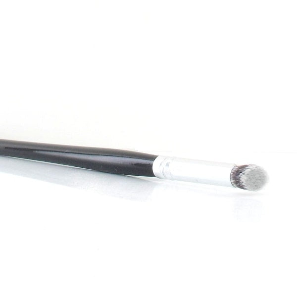 BROCHA CORRECTOR EN ÁNGULO